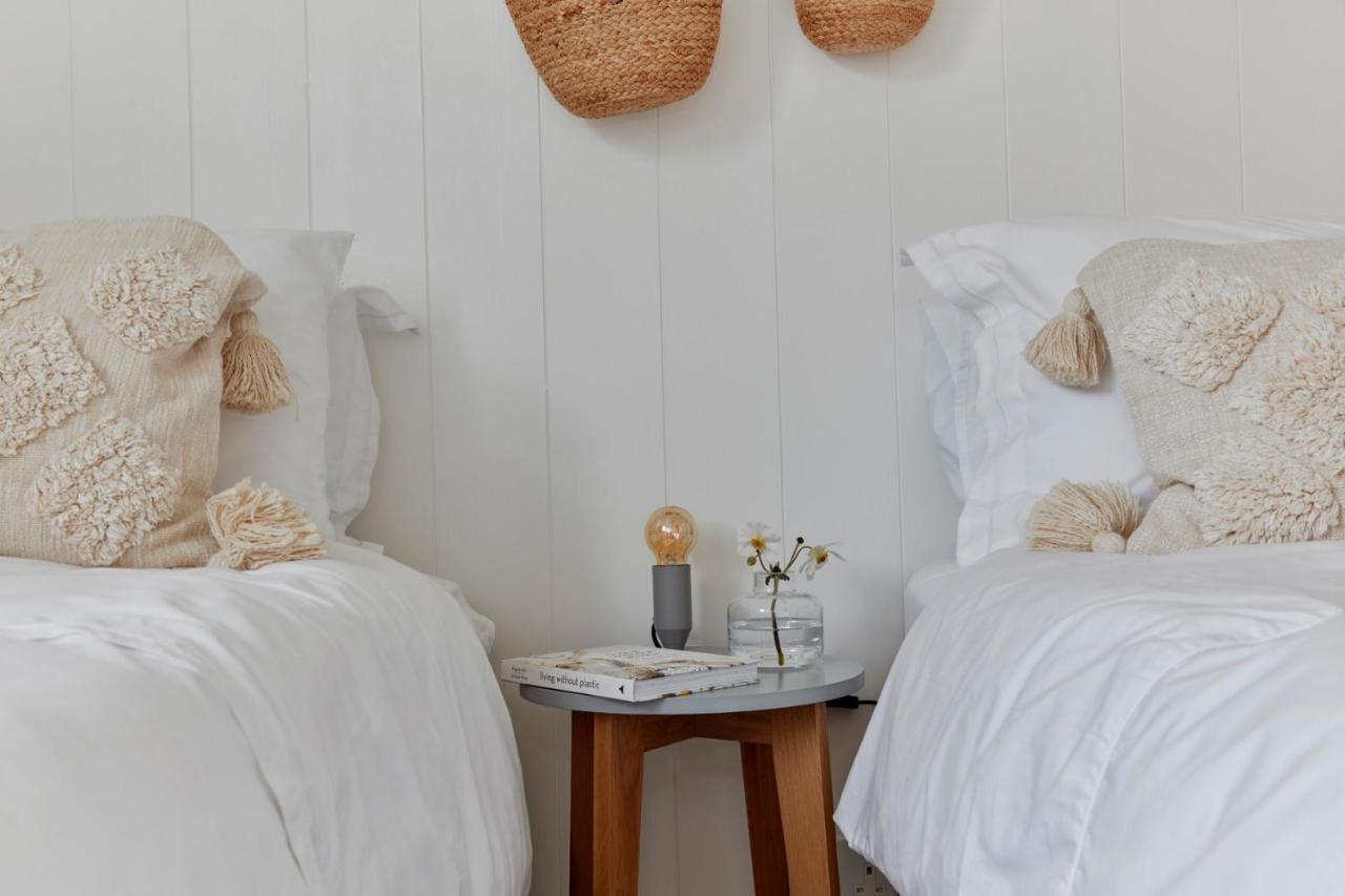 A Cool Coastal Retreat On Kingsdown Beach - The White House Βίλα Deal Εξωτερικό φωτογραφία