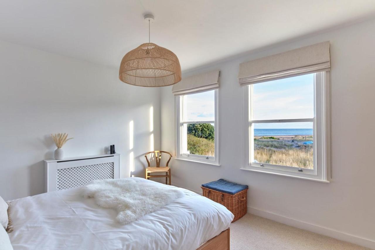 A Cool Coastal Retreat On Kingsdown Beach - The White House Βίλα Deal Εξωτερικό φωτογραφία